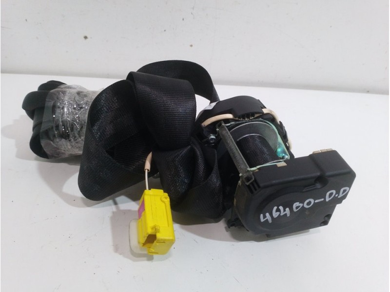 Recambio de cinturon seguridad delantero derecho para volkswagen touran (1t2) highline referencia OEM IAM 33014051  