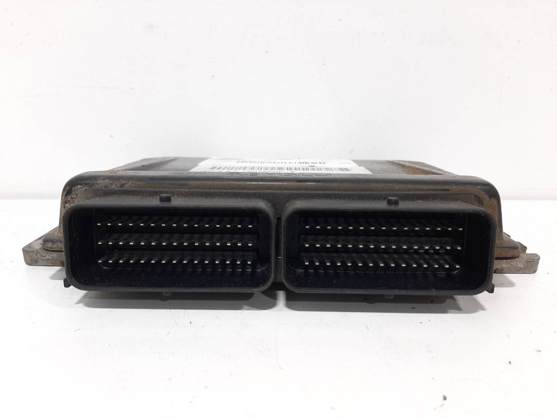 Recambio de centralita motor uce para daewoo nubira berlina se referencia OEM IAM 96394699  