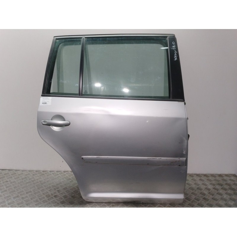 Recambio de puerta trasera derecha para volkswagen touran (1t2) highline referencia OEM IAM 1T0833056S  