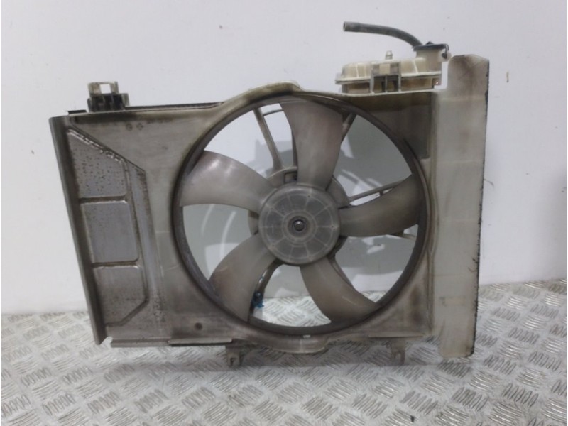 Recambio de electroventilador para toyota yaris (ksp9/scp9/nlp9) básico referencia OEM IAM 163630H030  