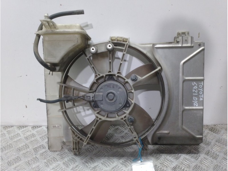 Recambio de electroventilador para toyota yaris (ksp9/scp9/nlp9) básico referencia OEM IAM 163630H030  
