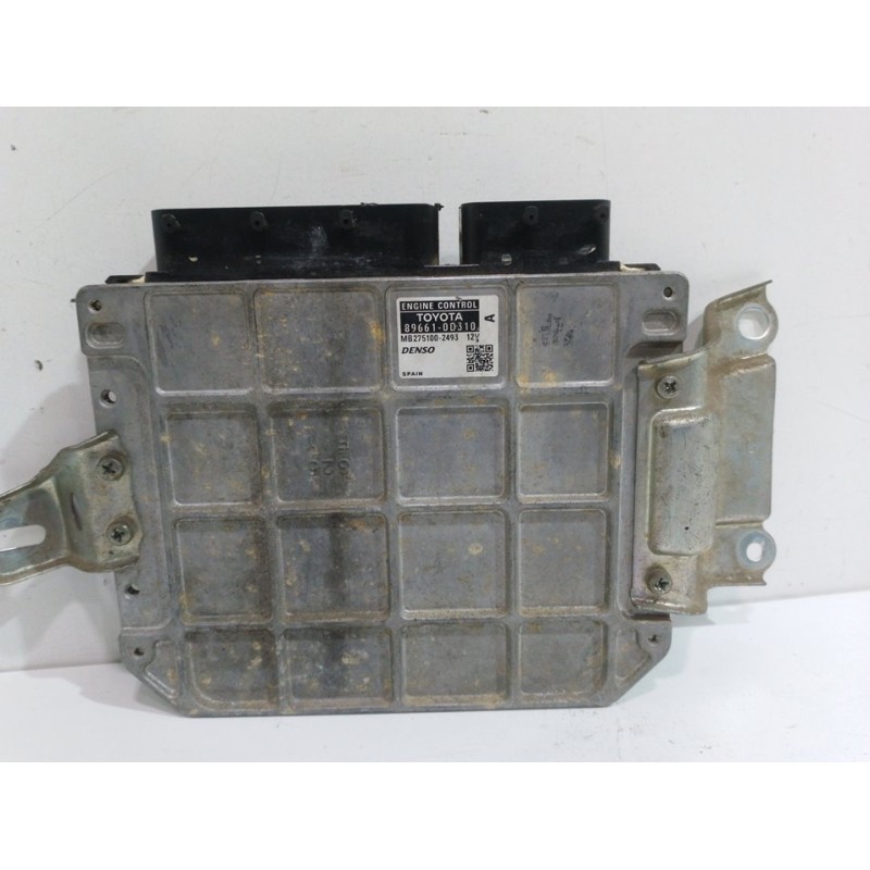 Recambio de centralita motor uce para toyota yaris (ksp9/scp9/nlp9) básico referencia OEM IAM 896610D310  