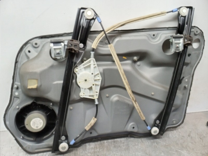 Recambio de elevalunas delantero izquierdo para volkswagen bora berlina (1j2) highline referencia OEM IAM 1J4837755E   Recambio de elevalunas delantero izquierdo para volkswagen bora berlina (1j2) highline referencia OEM IAM 1J4837755E