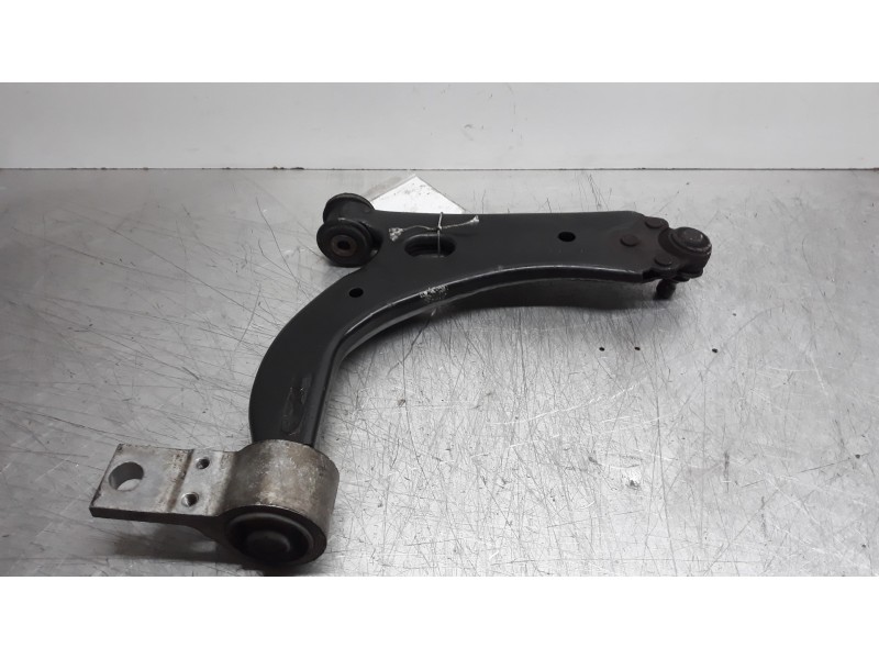 Recambio de brazo suspension inferior delantero izquierdo para ford fiesta (cbk) ambiente referencia OEM IAM 1436170  
