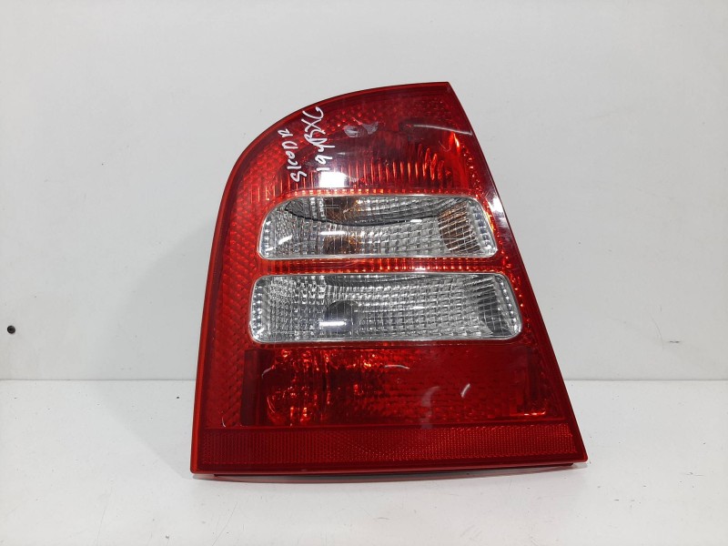 Recambio de piloto trasero izquierdo para skoda octavia berlina (1u2) ambiente referencia OEM IAM   