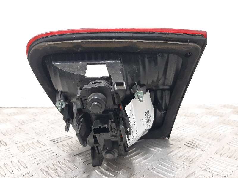 Recambio de piloto porton trasero izquierdo para seat leon (1m1) signo referencia OEM IAM   
