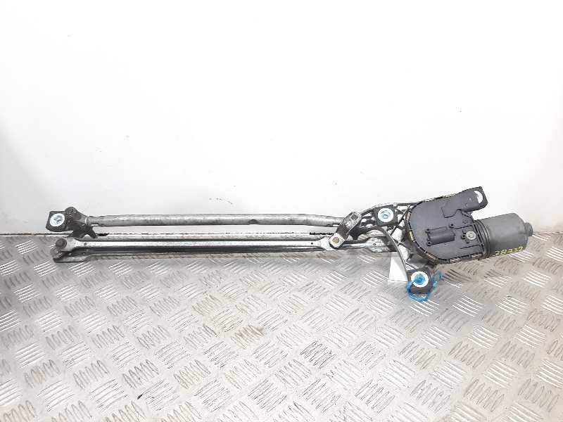 Recambio de motor limpia delantero para volvo v50 familiar 2.0 d kinetic referencia OEM IAM   