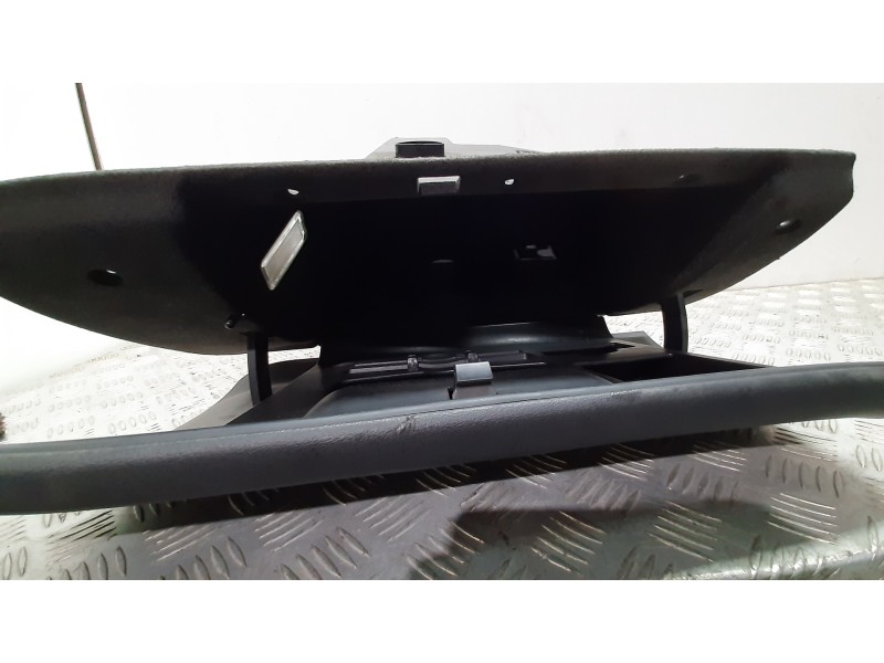Recambio de guantera para peugeot 407 st confort referencia OEM IAM 8914CR  