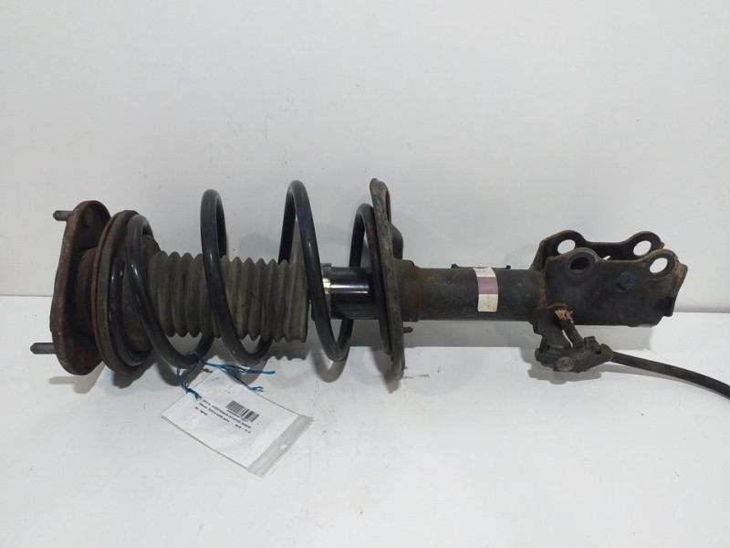 Recambio de amortiguador delantero derecho para toyota auris active referencia OEM IAM  4851002840 4851002850