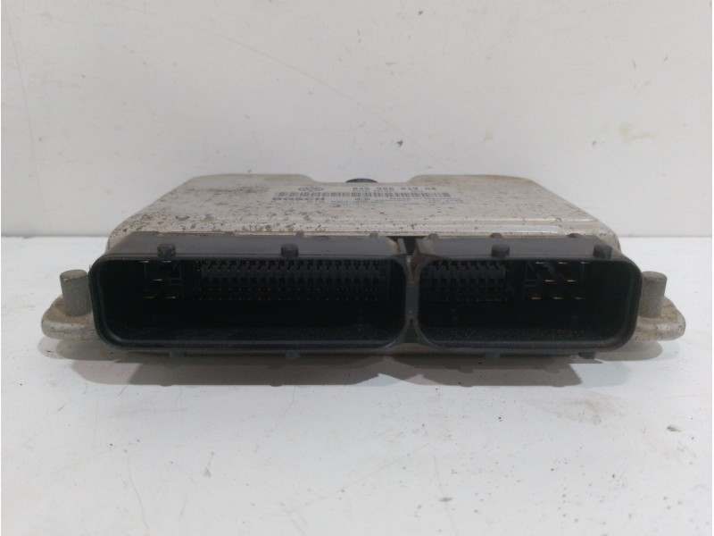 Recambio de centralita motor uce para volkswagen polo berlina (6n2) trendline referencia OEM IAM 045906019AB  0281010503