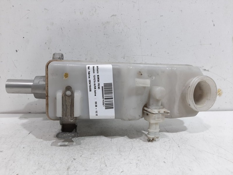 Recambio de bomba freno para toyota auris active referencia OEM IAM 0204Y24235  