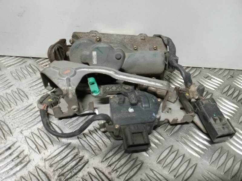 Recambio de cerradura puerta delantera derecha para chrysler voyager (rg) 2.4 lx (i) referencia OEM IAM   