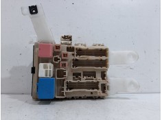 Recambio de caja reles / fusibles para toyota auris active referencia OEM IAM 8273002J70   2