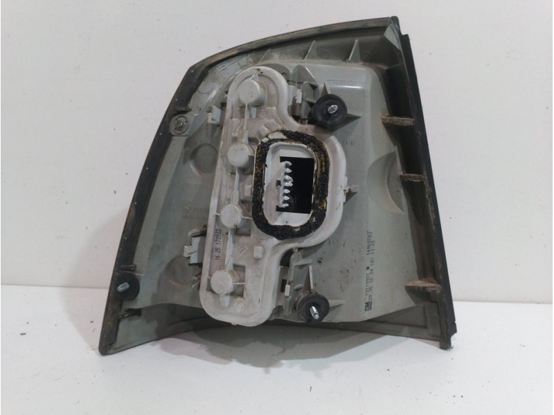 Recambio de piloto trasero derecho para opel astra g berlina comfort referencia OEM IAM   