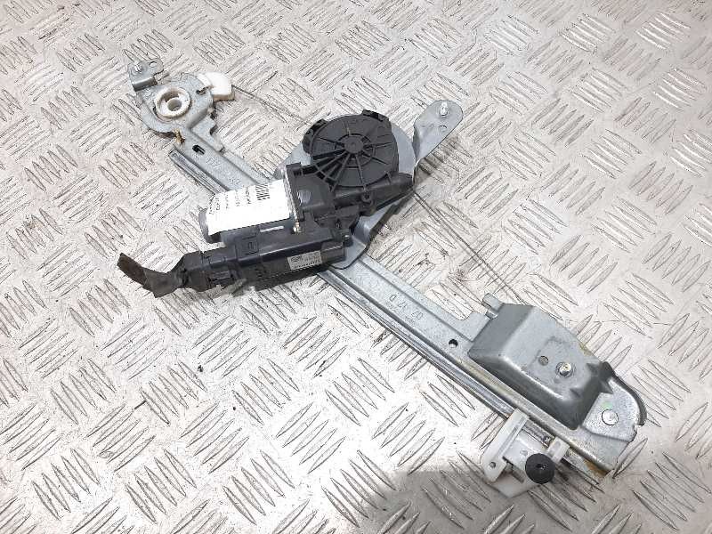 Recambio de elevalunas trasero derecho para renault megane ii berlina 5p authentique referencia OEM IAM 8200028073  