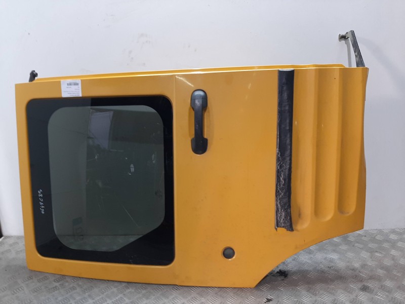 Recambio de puerta trasera derecha para ford transit connect (tc7) furgón (2006) referencia OEM IAM  AMARILLA 