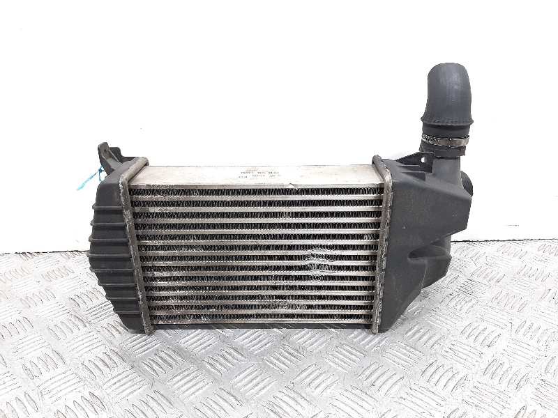Recambio de intercooler para opel astra h ber. enjoy referencia OEM IAM 13213402  