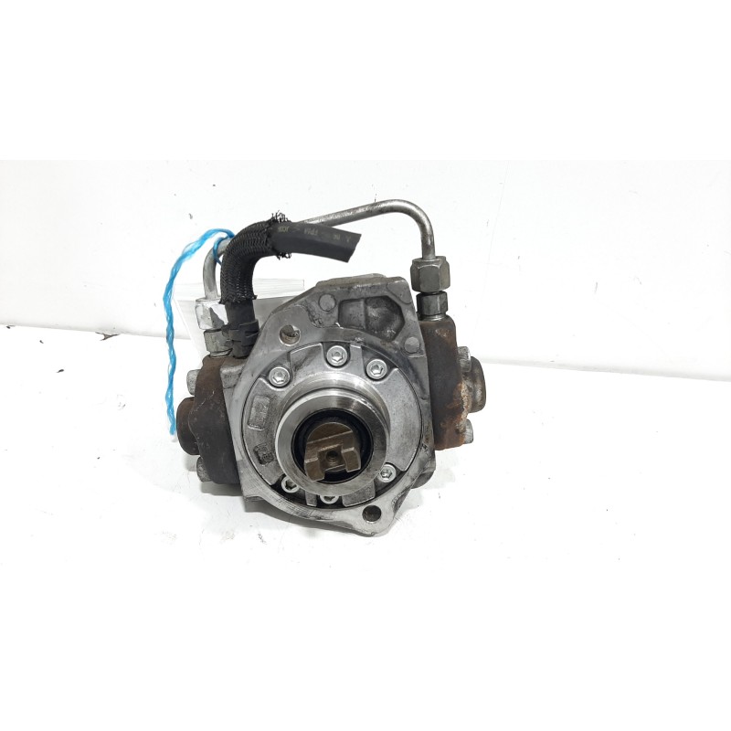 Recambio de bomba inyeccion para toyota corolla verso (r1) 2.2 d-4d sol referencia OEM IAM 221000R011  