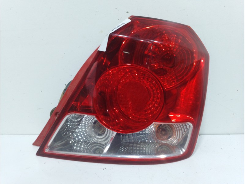 Recambio de piloto trasero derecho para daewoo kalos 1.4 se referencia OEM IAM 96540269  