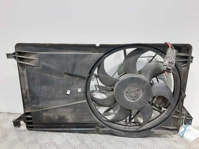 Recambio de electroventilador para ford focus berlina (cap) trend referencia OEM IAM 0130303930  