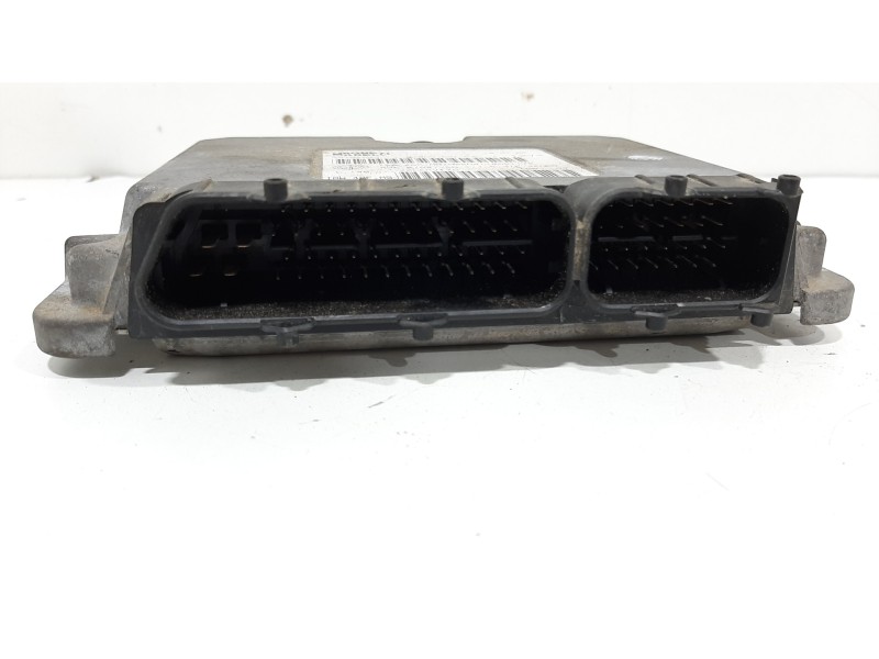 Recambio de centralita motor uce para fiat seicento (187) active referencia OEM IAM 55183580 2ZCERVI7C HW204