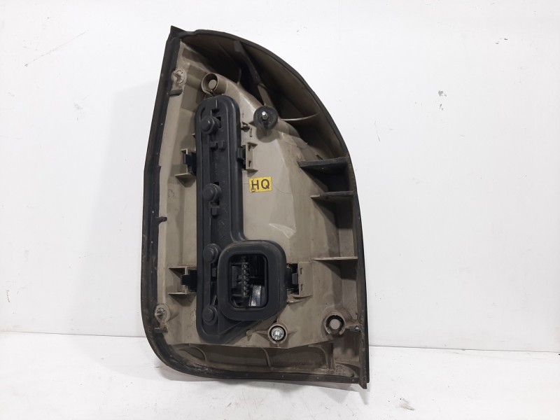 Recambio de piloto trasero derecho para opel zafira a elegance referencia OEM IAM 09117446  