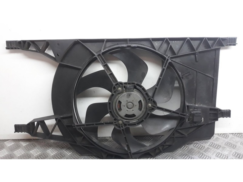 Recambio de electroventilador para renault laguna ii (bg0) expression referencia OEM IAM 1831068000  