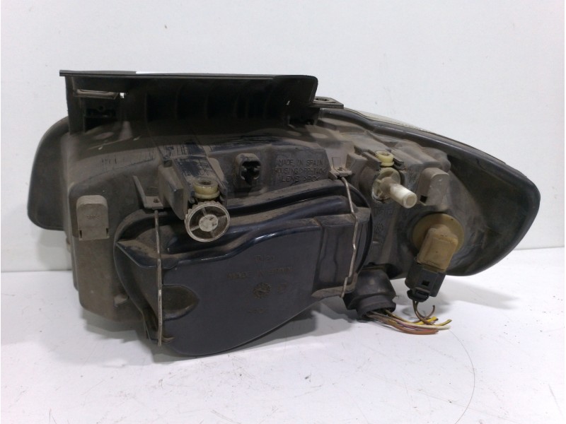 Recambio de faro derecho para seat ibiza (6k1) select referencia OEM IAM 6K1941044A  
