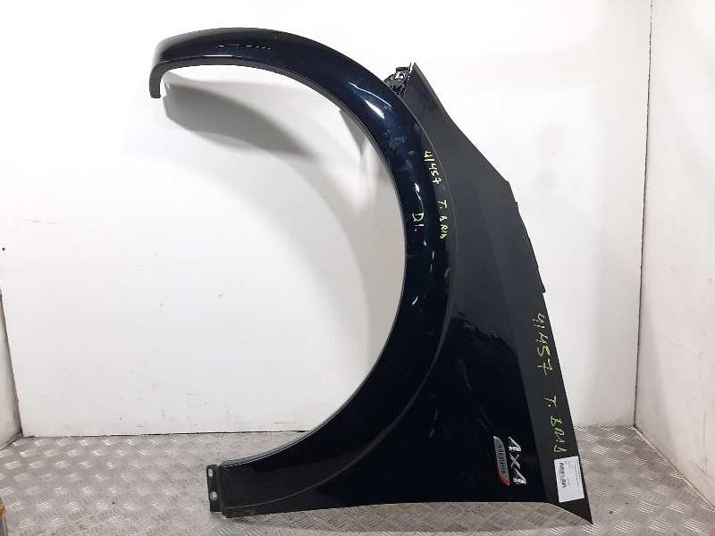 Recambio de aleta delantera izquierda para tata aria referencia OEM IAM  NEGRO 