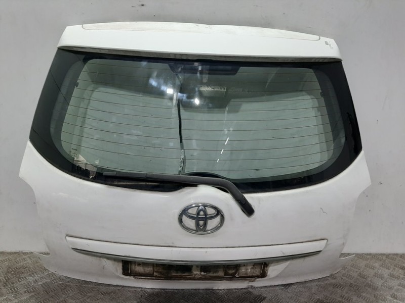 Recambio de porton trasero para toyota auris active referencia OEM IAM  BLANCO 