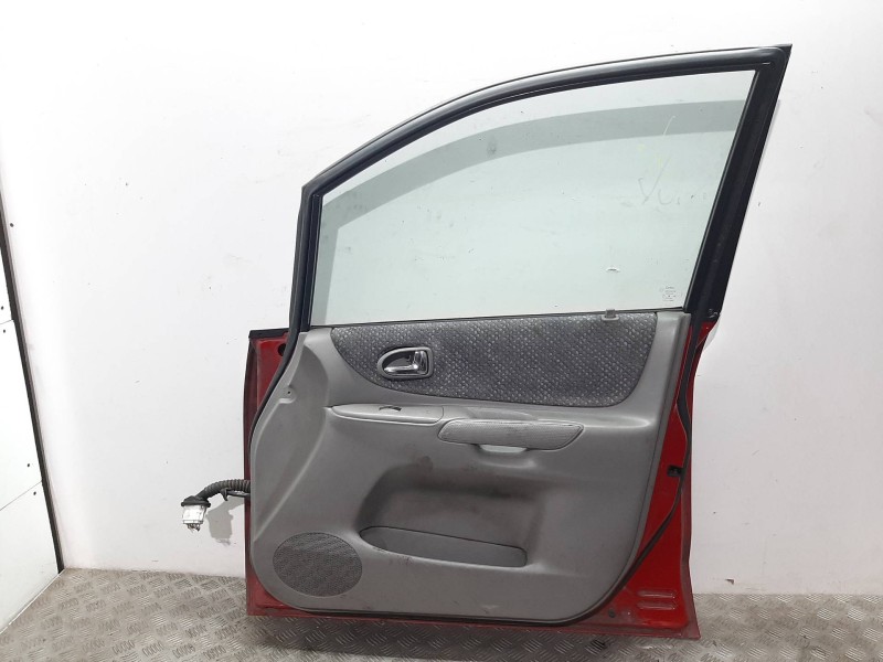 Recambio de puerta delantera derecha para mazda premacy (cp) touring (85kw) referencia OEM IAM  ROJA 