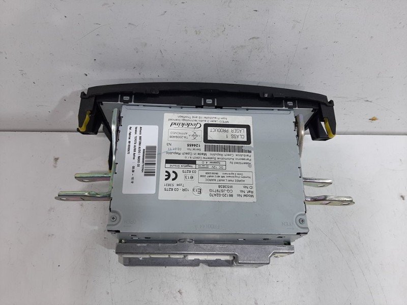 Recambio de sistema audio / radio cd para toyota auris active referencia OEM IAM 8612002A70  