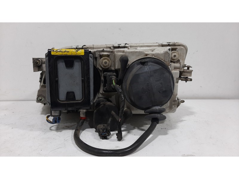 Recambio de faro derecho para volvo v40 familiar 1.9 d+ (85kw) referencia OEM IAM 30899685  