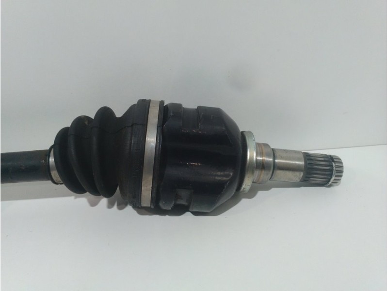 Recambio de transmision delantera izquierda para toyota auris active referencia OEM IAM  4342002621 