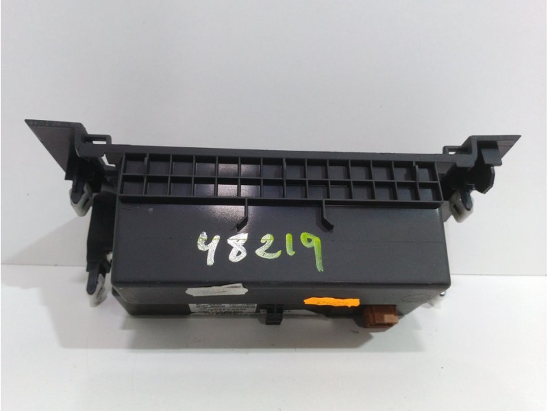 Recambio de pantalla multifuncion para citroën c4 berlina cool referencia OEM IAM 9665334380  