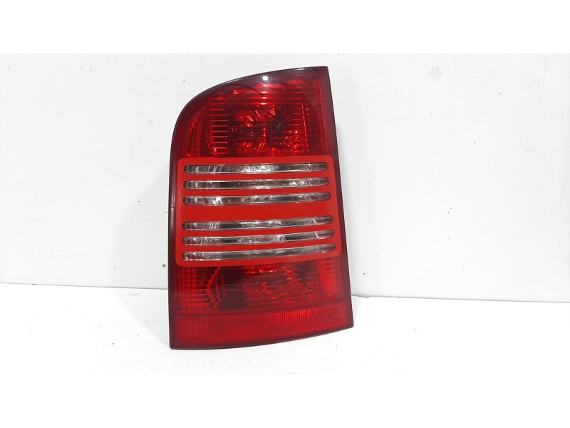 Recambio de piloto trasero izquierdo para skoda octavia berlina (1u2) tour referencia OEM IAM 1U6945111C  