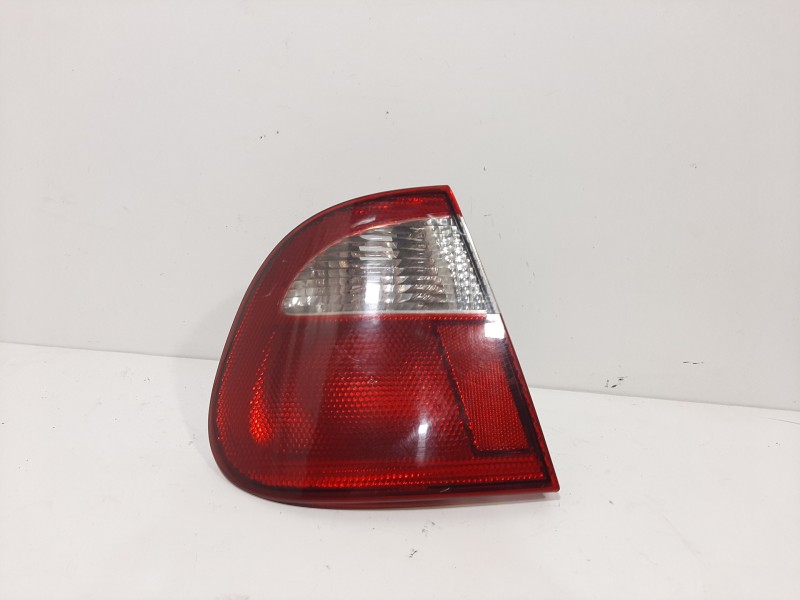 Recambio de piloto trasero izquierdo para seat cordoba berlina (6k2) signo referencia OEM IAM   