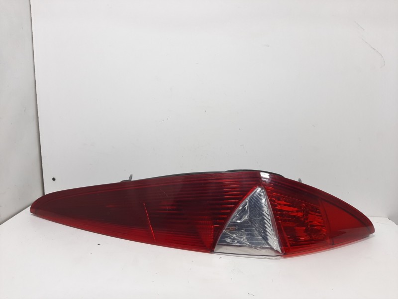 Recambio de piloto trasero derecho para fiat punto berlina (188) 1.2 8v active referencia OEM IAM 0051721478  