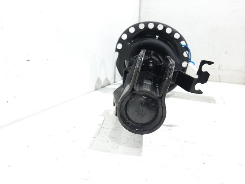 Recambio de amortiguador delantero izquierdo para dacia sandero ambiance referencia OEM IAM 543023022R  