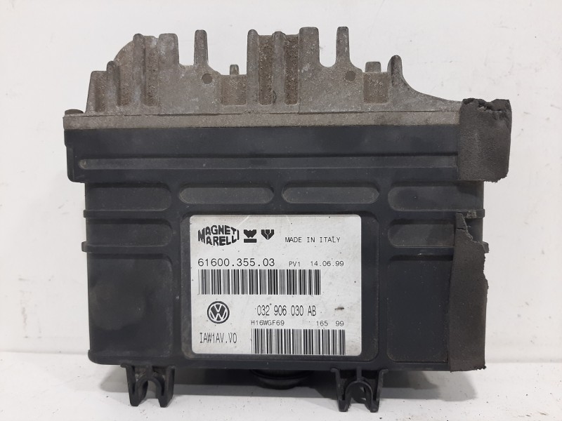 Recambio de centralita motor uce para volkswagen polo berlina (6n2) trendline referencia OEM IAM 032906030AB  
