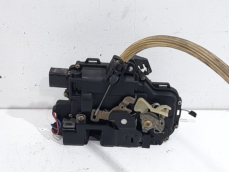 Recambio de cerradura puerta trasera derecha para seat toledo (1m2) signo referencia OEM IAM 3B4839016A  