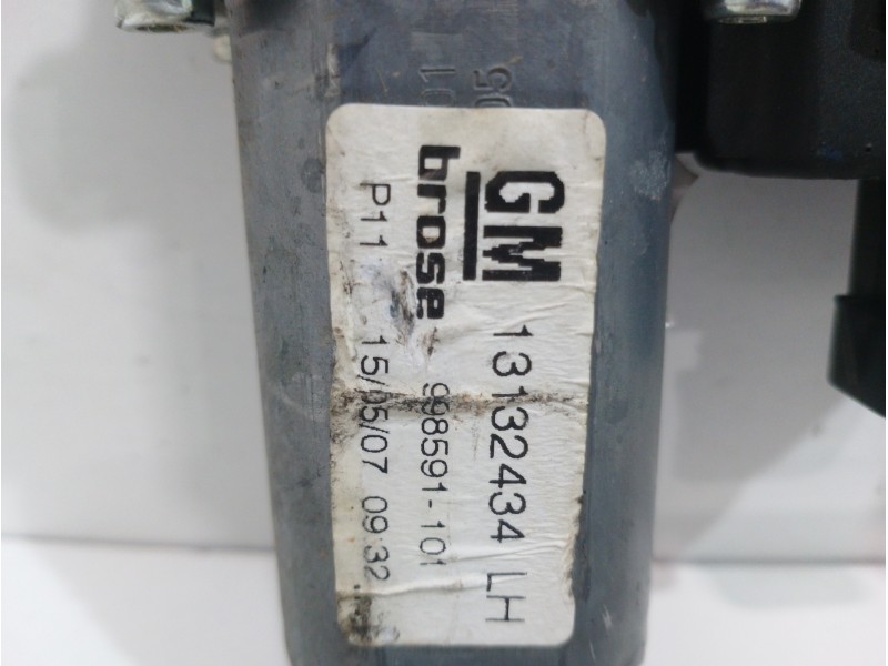 Recambio de elevalunas delantero izquierdo para opel zafira b cosmo referencia OEM IAM 13132434 6 PINES 
