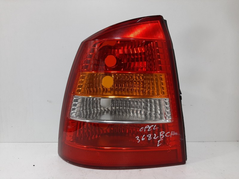 Recambio de piloto trasero izquierdo para opel astra g berlina comfort referencia OEM IAM 09117402  