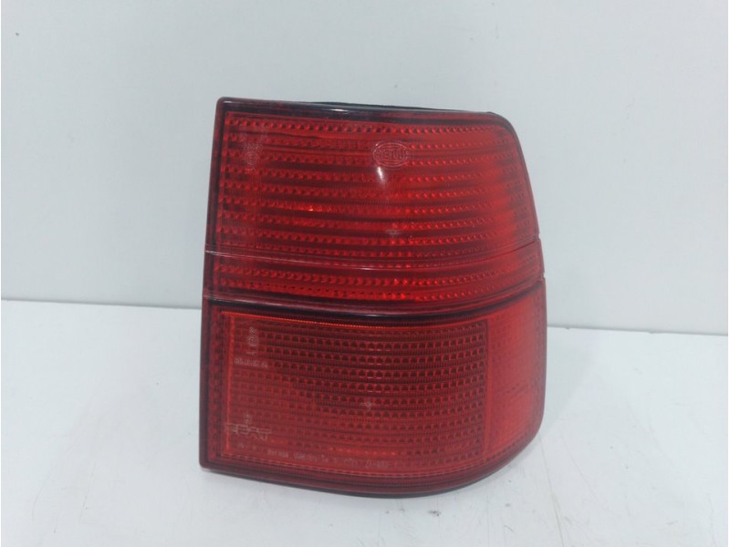 Recambio de piloto trasero derecho para seat toledo (1l) se referencia OEM IAM 1L0945096A   Recambio de piloto trasero derecho para seat toledo (1l) se referencia OEM IAM 1L0945096A