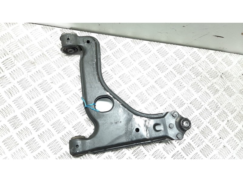 Recambio de brazo suspension inferior delantero derecho para opel meriva b cosmo referencia OEM IAM 24454478  
