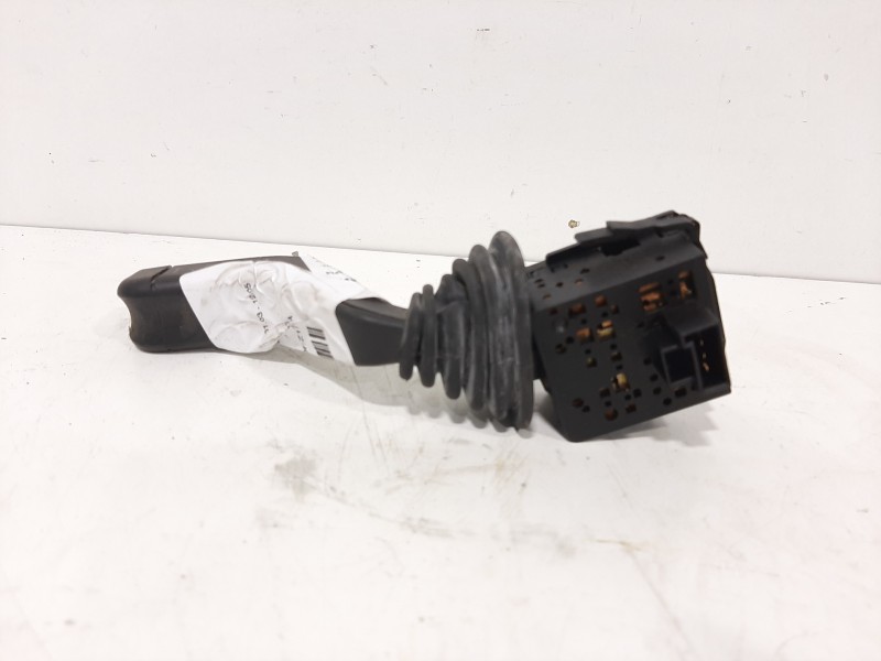 Recambio de mando limpia para opel combo (corsa c) familiar referencia OEM IAM    Recambio de mando limpia para opel combo (corsa c) familiar referencia OEM IAM