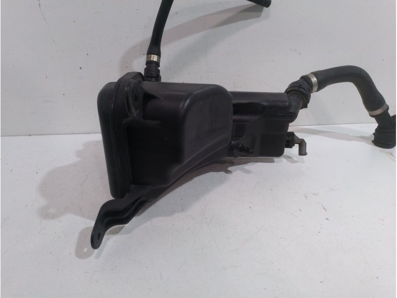 Recambio de deposito expansion para bmw serie 1 berlina (e81/e87) 116i referencia OEM IAM 10617211  