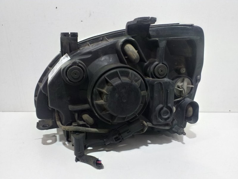 Recambio de faro derecho para kia carens 1.6 lx referencia OEM IAM   