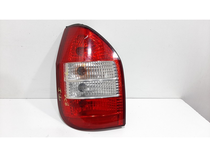 Recambio de piloto trasero izquierdo para opel zafira a blue line referencia OEM IAM 93175677  