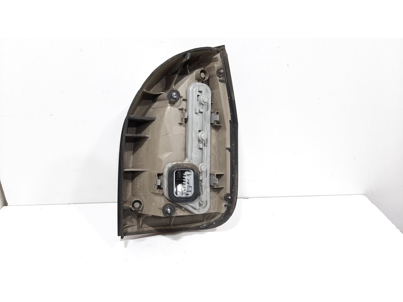 Recambio de piloto trasero izquierdo para opel zafira a blue line referencia OEM IAM 93175677  